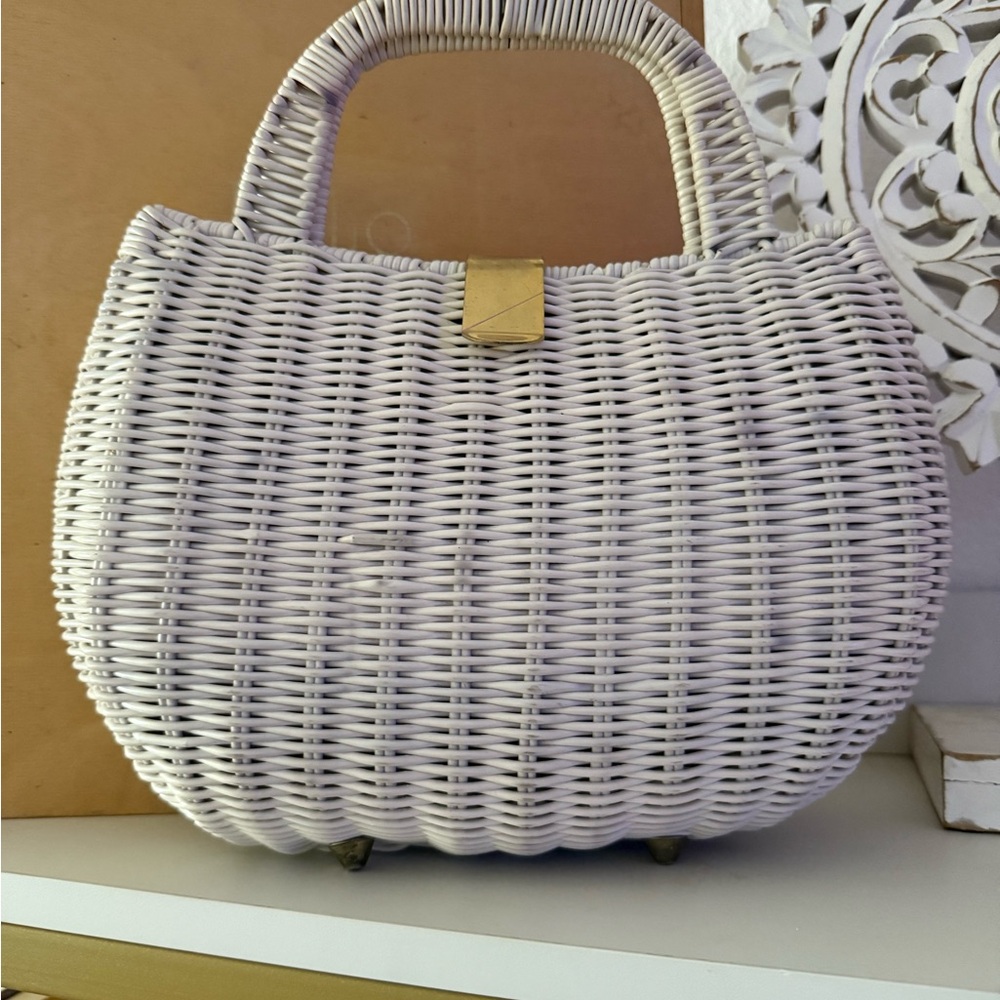 La Regale White Wicker Tote